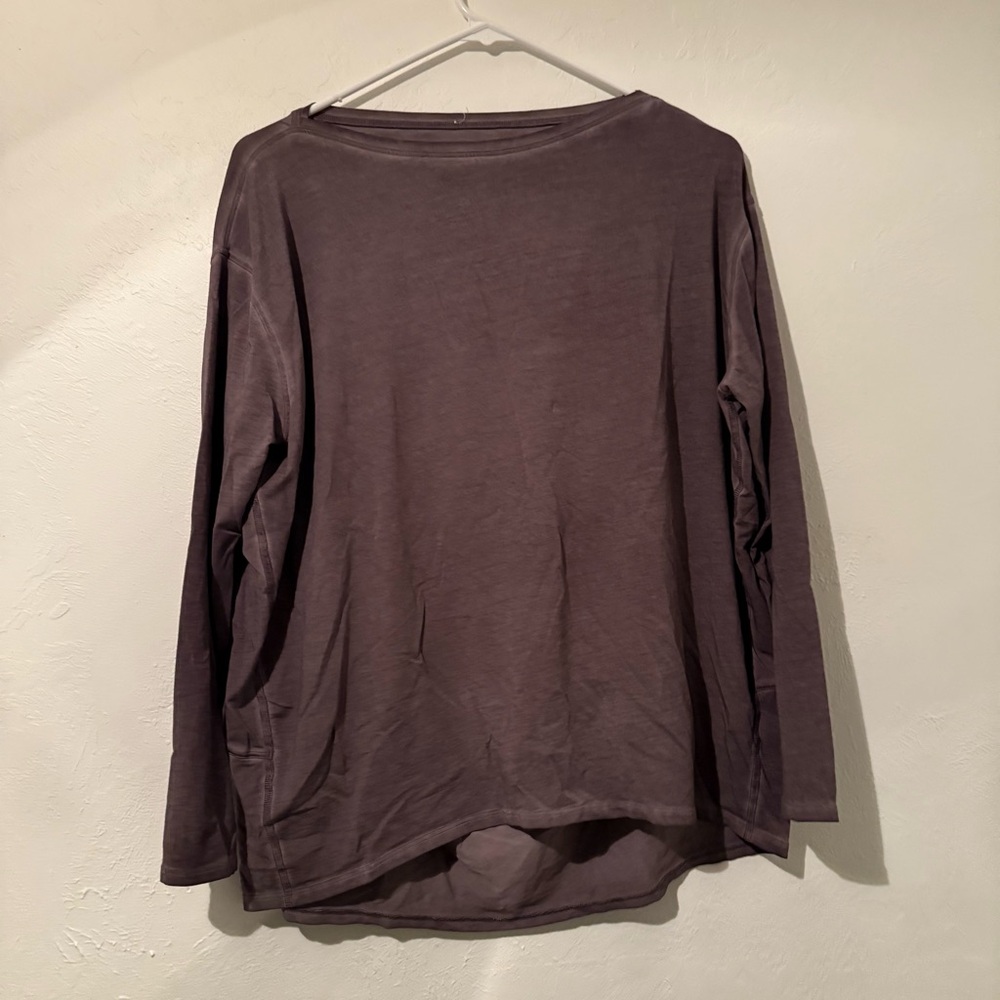 Lululemon women’s long sleeve top brown gray color